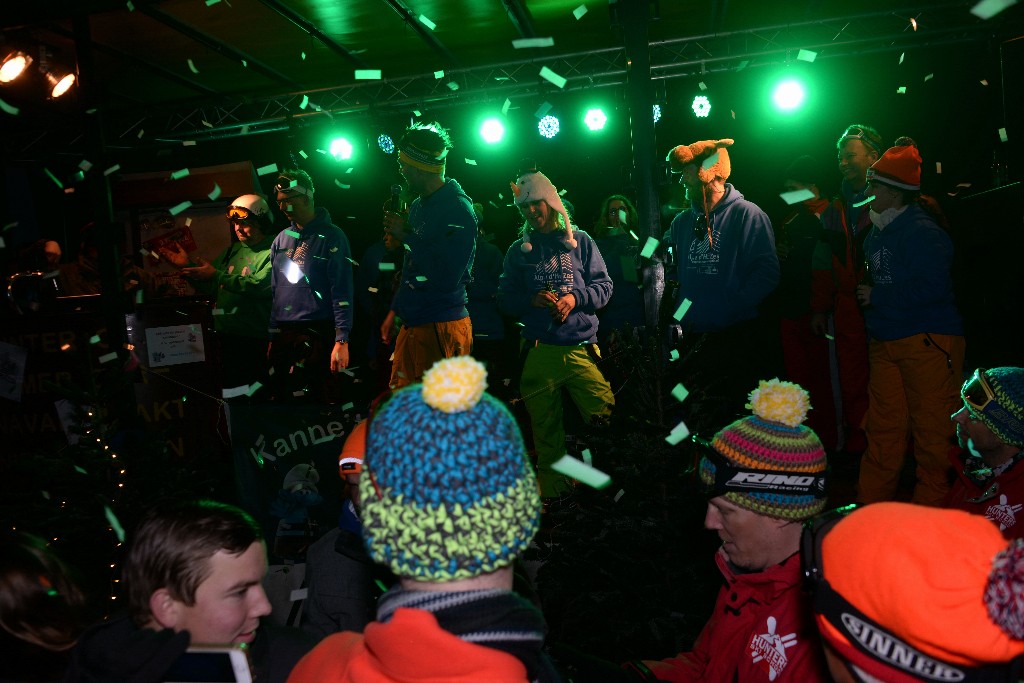 ../Images/Apres ski feest Drinkebroeders 241.jpg